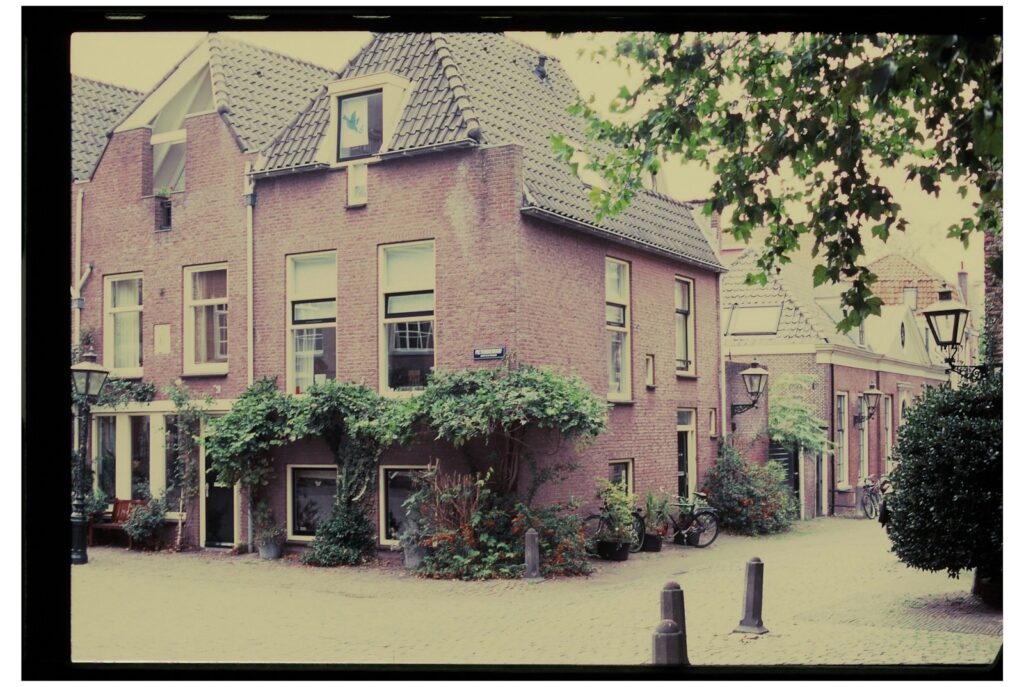 Tien geldverstrekkers verlagen tegelijk – komt de renterace weer op gang?