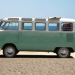 Het Nederlandse bestelautopark daalde in 2025 met bijna 28.000 voertuigen tot 1,02 miljoen. Tegelijk rijden bedrijfswagens samen ruim 19 miljard kilometer per jaar en werd voor meer dan 26 miljoen euro aan bestelauto’s gestolen.