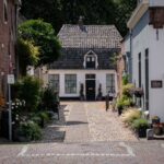 Een rijtjeshuis kost nu bijna evenveel als een vrijstaand huis vijf jaar geleden