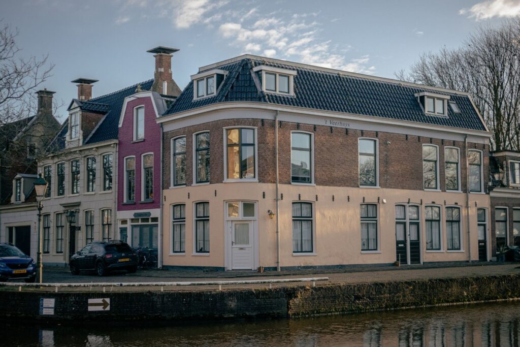Hoeveel betalen Nederlanders van jouw leeftijd gemiddeld aan energie en hypotheek samen