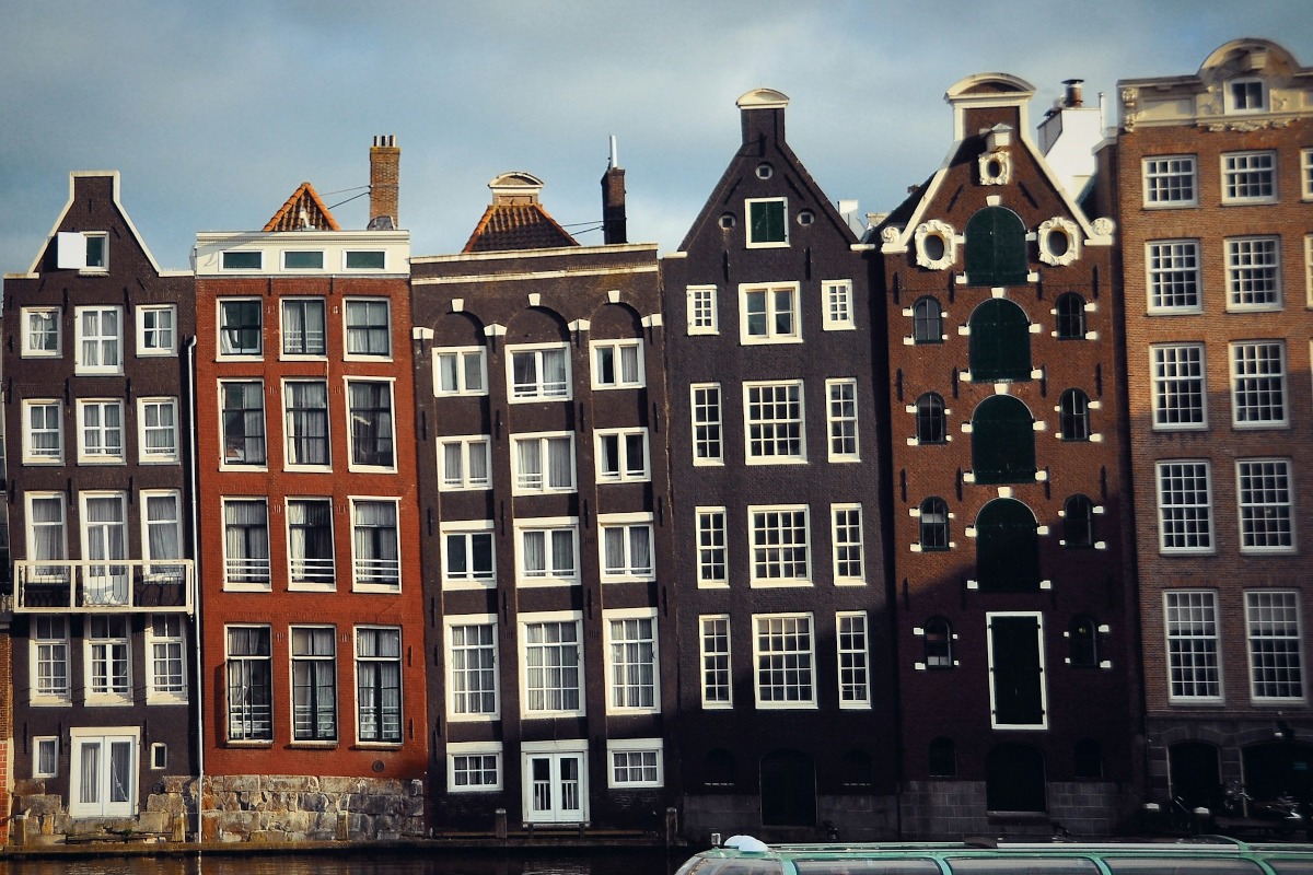Woningcorporaties verkopen duizenden huurwoningen en dit betekent het voor bewoners